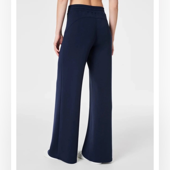 Spanx Air Essentials Wide Leg Pant Timeless Navy - Picture 2 of 7
